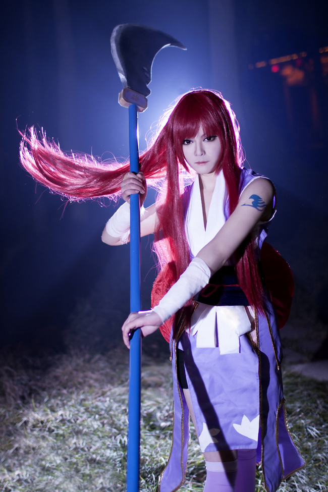 Fairy Tail Erza Scarlet cosplay
